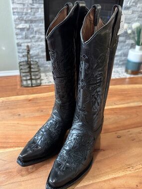 Circle G Black Embroidered cross, Leather cowboy boots